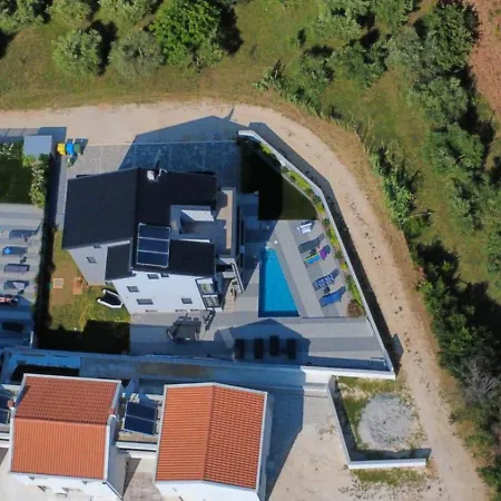 Val22,villa 200 M From With Pool And Fitness
