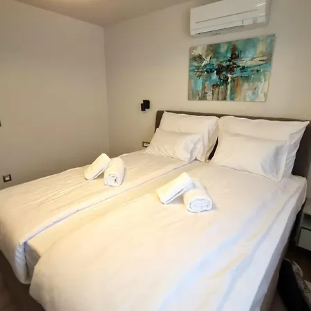 Val22,villa 200 M From With Pool And Fitness Villa *