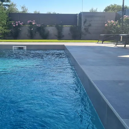 Val22,villa 200 M From With Pool And Fitness * Funtana