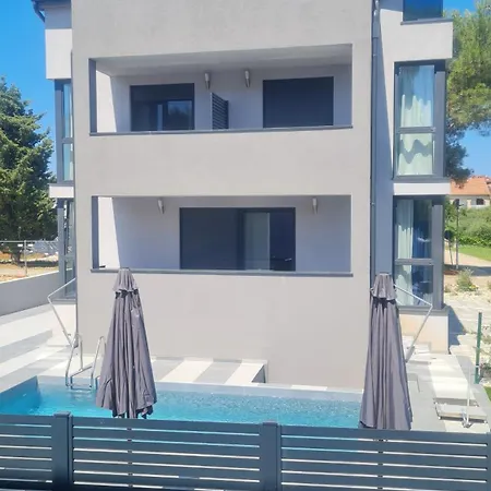Villa Val22,villa 200 M From With Pool And Fitness