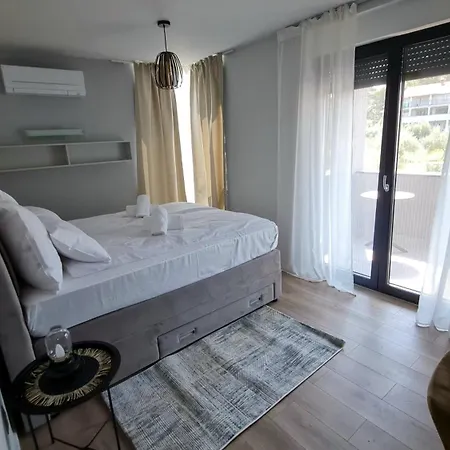 Val22,villa 200 M From With Pool And Fitness Villa