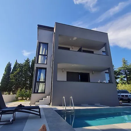 Val22,villa 200 M From With Pool And Fitness Villa