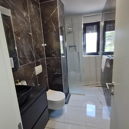 Val22,villa 200 M From With Pool And Fitness Villa